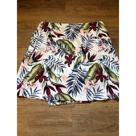 Lady Hagen Palm Overlap Skirt Size 8 NWT skort - Picture 9 of 10